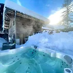 Le Petit Nicolas, Jacuzzi, Vue Mont Blanc Шале Шамони