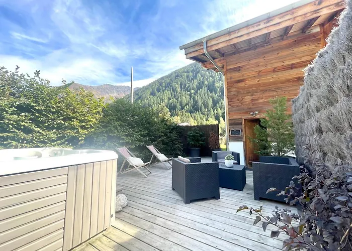 Chalet Le Petit Nicolas, Jacuzzi, Vue Mont Blanc