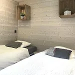 Chalet Le Petit Nicolas, Jacuzzi, Vue Mont Blanc *