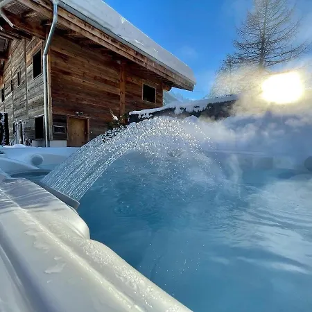 Le Petit Nicolas, Jacuzzi, Vue Mont Blanc 霞慕尼