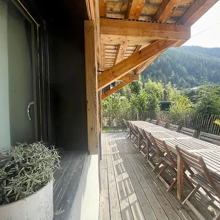 Le Petit Nicolas, Jacuzzi, Vue Mont Blanc Chalet *