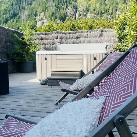 Le Petit Nicolas, Jacuzzi, Vue Mont Blanc Chalet
