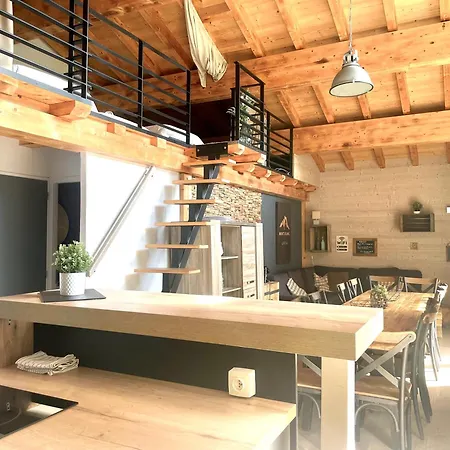 Le Petit Nicolas, Jacuzzi, Vue Mont Blanc Chalet