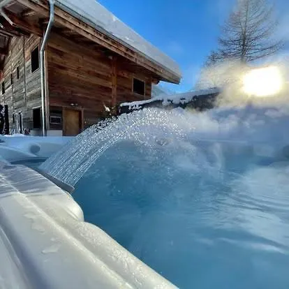 木屋 Le Petit Nicolas, Jacuzzi, Vue Mont Blanc *