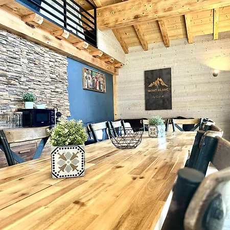 Chalet Le Petit Nicolas, Jacuzzi, Vue Mont Blanc Chamonix