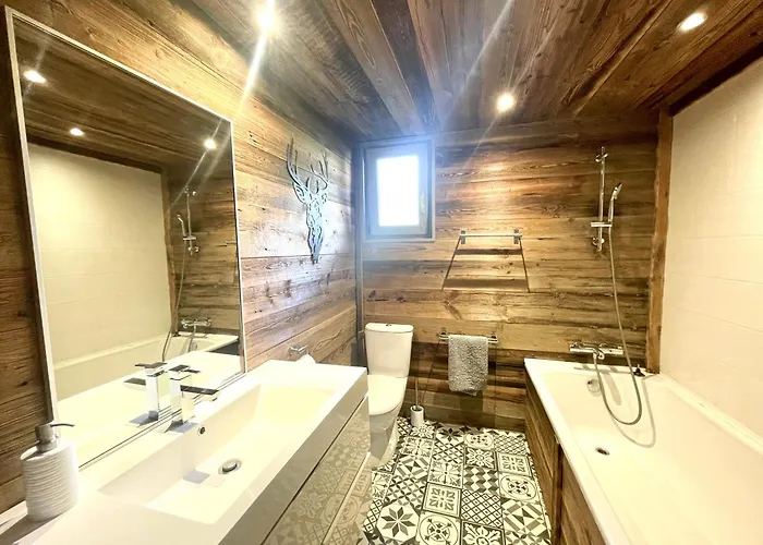 샬레 Le Petit Nicolas, Jacuzzi, Vue Mont Blanc *