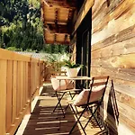Chalet Le Petit Nicolas, Jacuzzi, Vue Mont Blanc