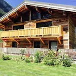 Le Petit Nicolas, Jacuzzi, Vue Mont Blanc Chalet *